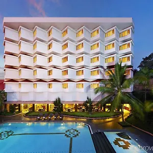 Hotel The Gateway Road,, Kozhikode